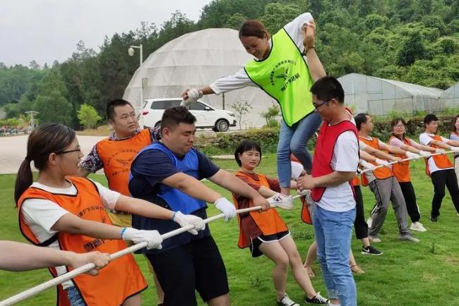 雨湖五星级型户外拓展游戏